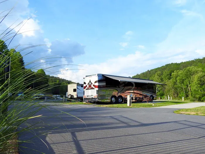 Valley River RV Resort 9