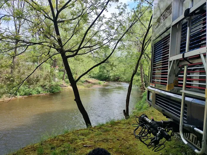 Riverbend RV Park-Campground and Cabins by Hickory Knob Farms 5