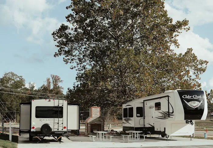Lakeview Estate Mobile Home Community 14