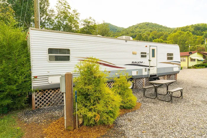 Sun Retreats Nantahala 6