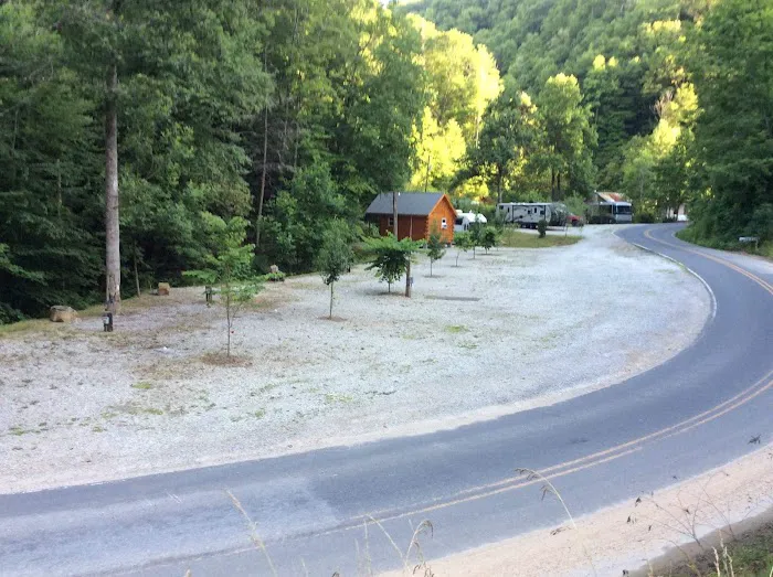 Nantahala Tiny Homes and RV Park 7