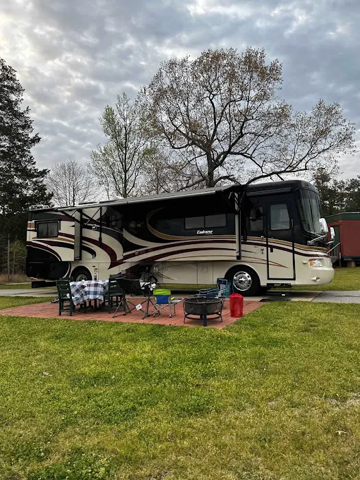 Spacious Skies Campgrounds - Peach Haven 7
