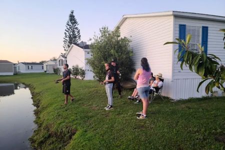 Palm Shores Mobile Village