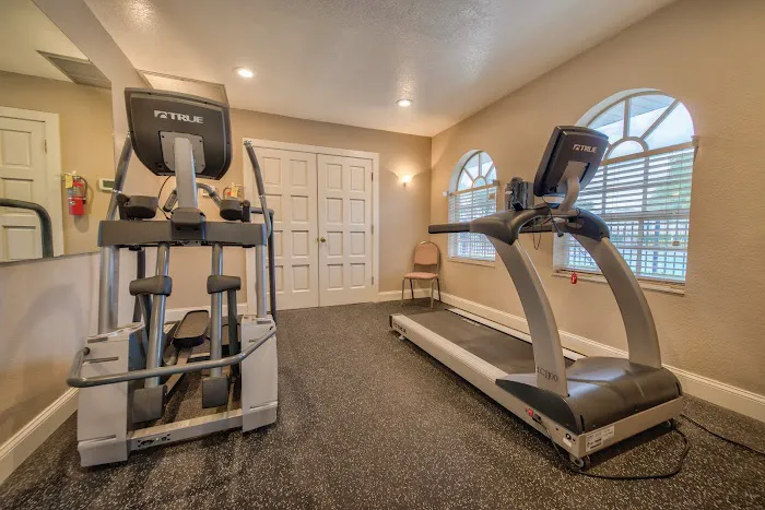 Kings Pointe 4