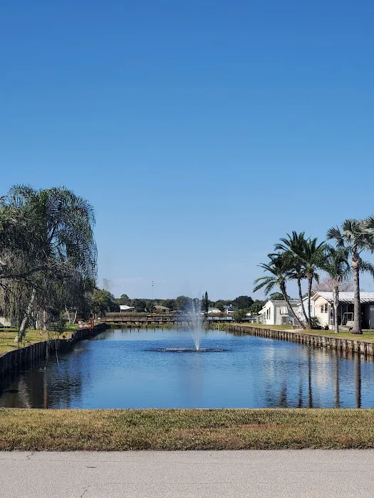 Dell Lake Village Mobile Home Community 3