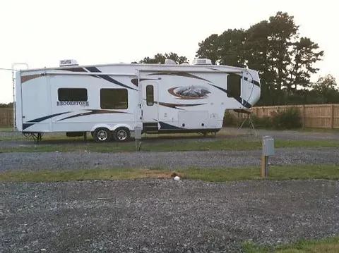 Kv's Rv Park 11