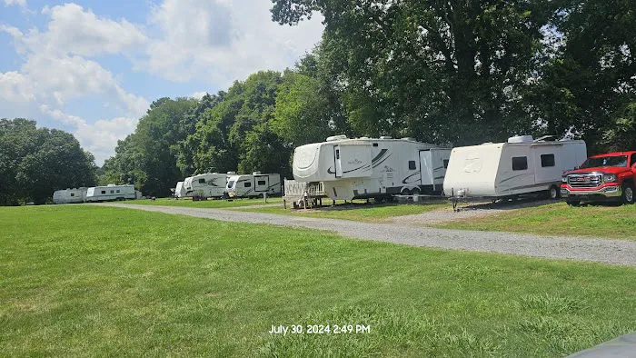 Armstrong Ferry Campground 4
