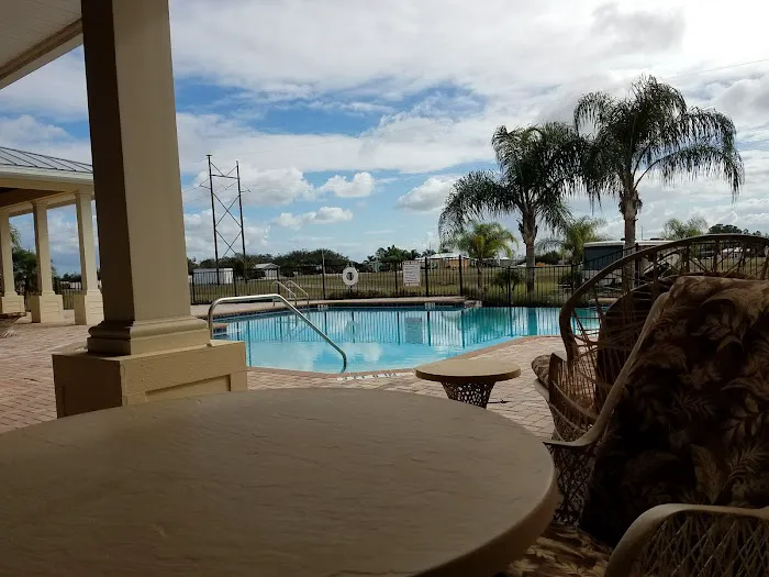 Bay Lake Motorcoach Resort 9