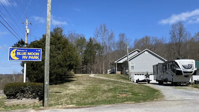 Blue Moon RV Park (Formerly Overniter RV Park) 1