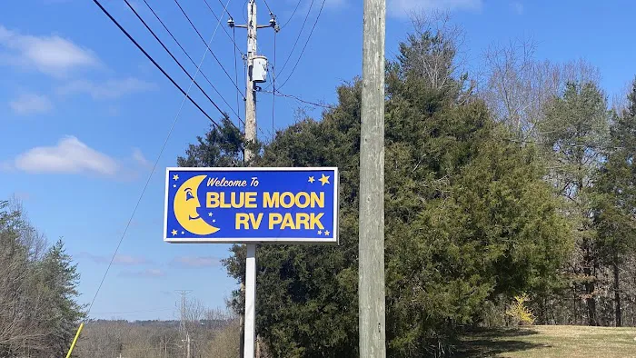 Blue Moon RV Park (Formerly Overniter RV Park) 2