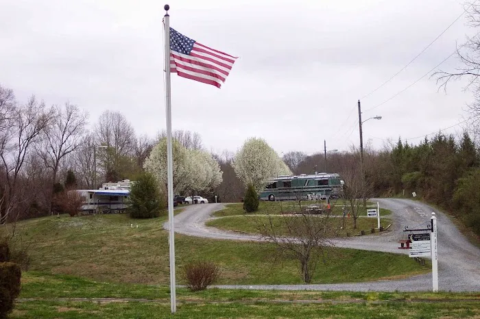 Blue Moon RV Park (Formerly Overniter RV Park) 6