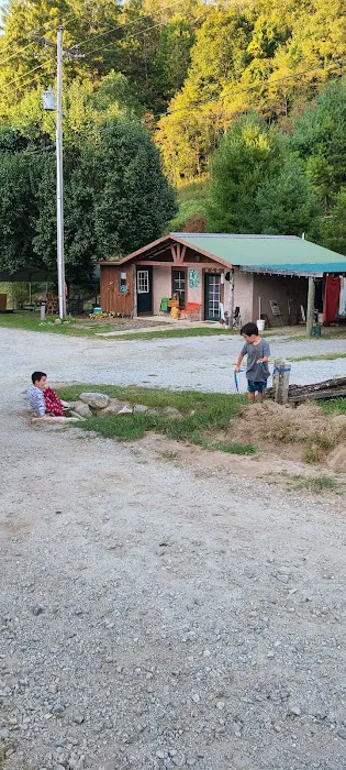 Pinhook Valley Campground and RV Park 8