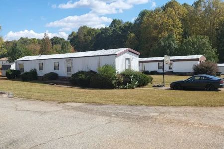 Milford Manor Mobile Home Park