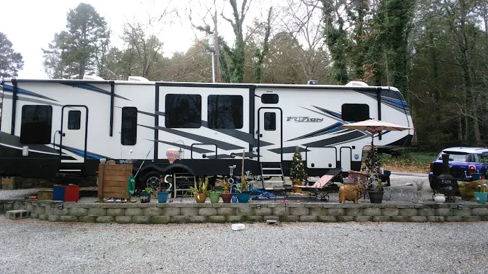 Lake Robinson RV Park 1