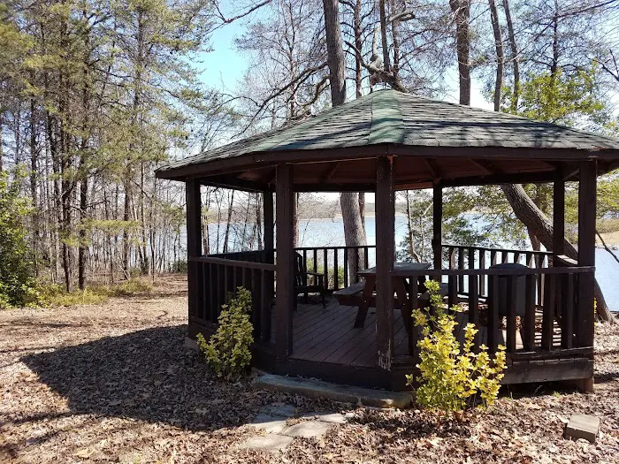 Lake Robinson RV Park 9