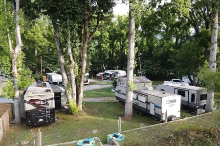 Comfort Spot Camp & Cottage