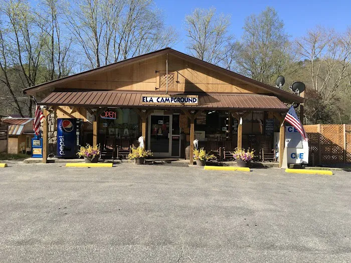 Ela RV Park | Best Riverfront RV Park in Cherokee & Bryson City Area 4