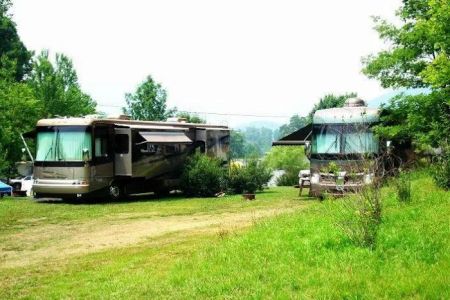 Flaming Arrow Campground & RV