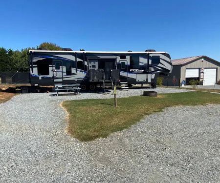 Yates RV Resort campground