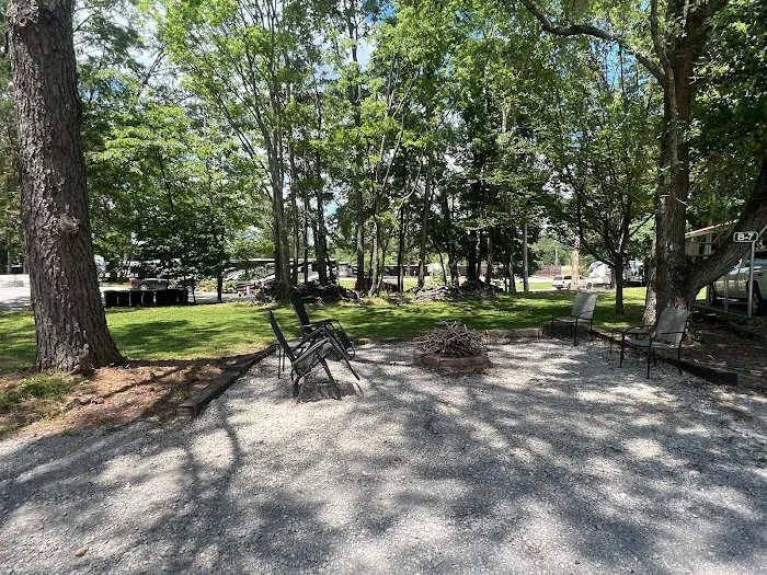 Tuscumbia RV Park 10