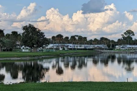 Oakwood Estates Mobile Home Comm