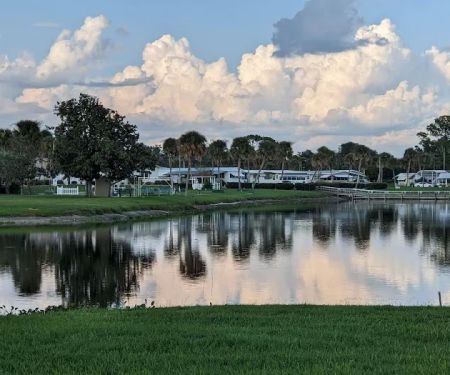 Oakwood Estates Mobile Home Comm