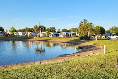 Hampton's Club House