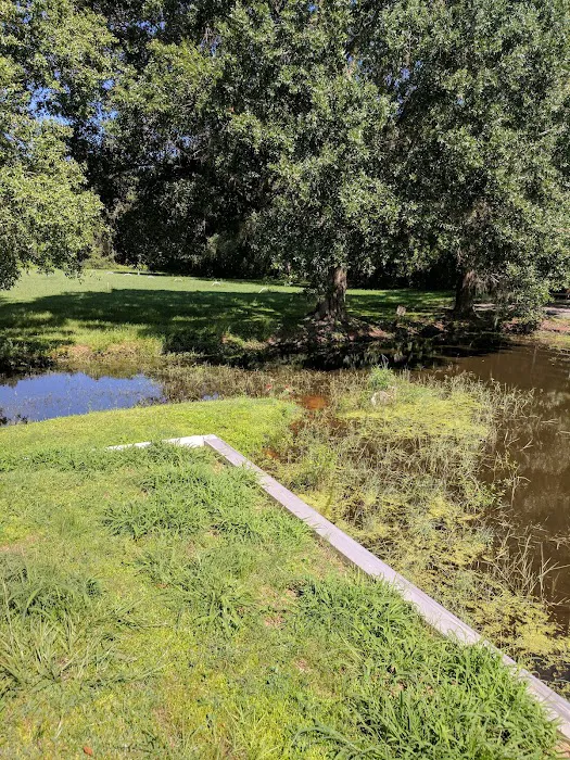 Central Leisure Lake Mobile Home & RV Park 7