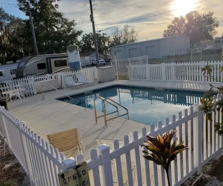 Gloria's Resort
