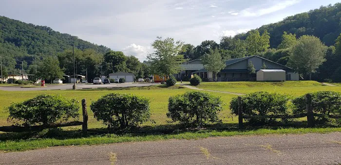 Bradley's Campground & Cabins 2