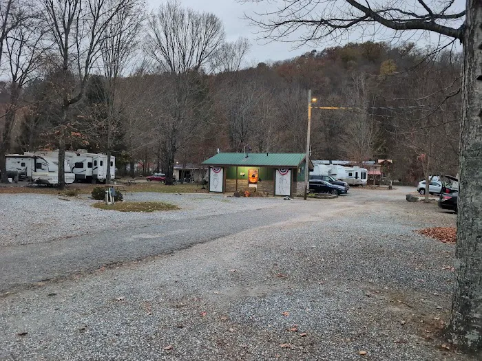 Bradley's Campground & Cabins 4