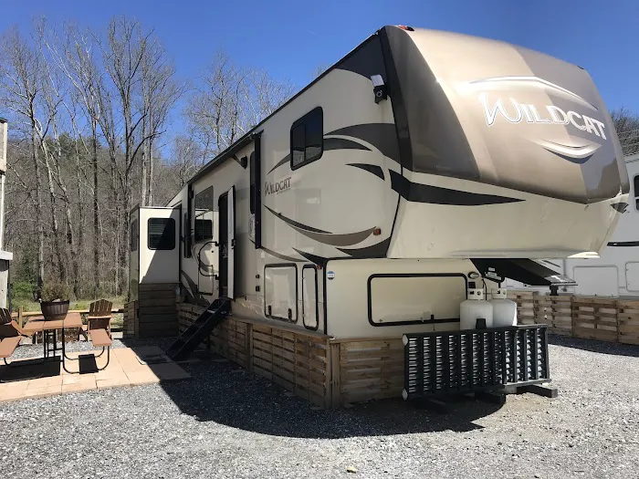 Cherokee Riverfront RV Park 7