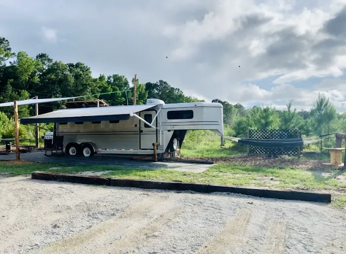 Glamping at Laurel Oaks 8