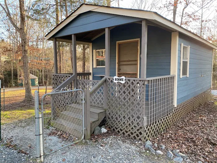 Four Paws Kingdom Campground & Dog Retreat 9