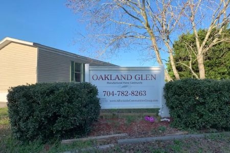 Oakland Glen Manufactured Home Community