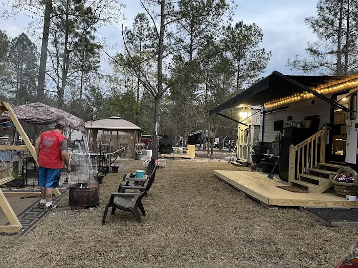 Fluffy's Family Campground 3