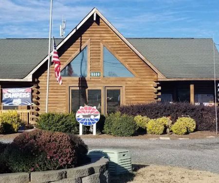 Camping World Racing Resort