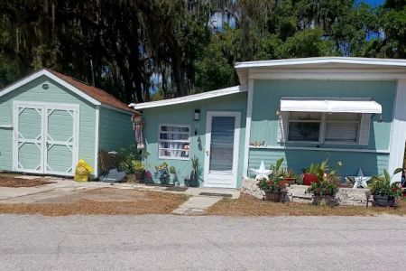 Lake Deeson Village