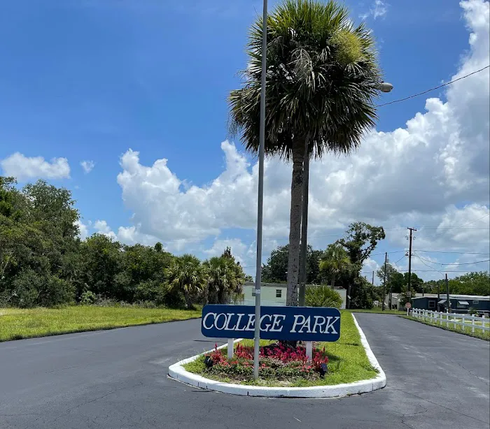 College Park Mobile Home Park 6