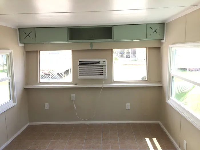 Gulf Breeze Mobile Home Park 5
