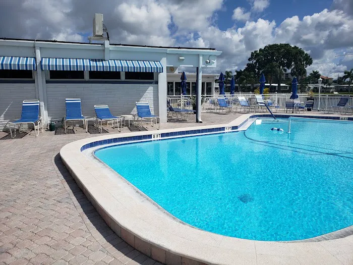 Bay Aristocrat Village 8