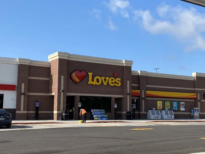 Love's RV Hookup 7