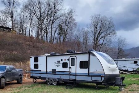 Mundy field Rv park
