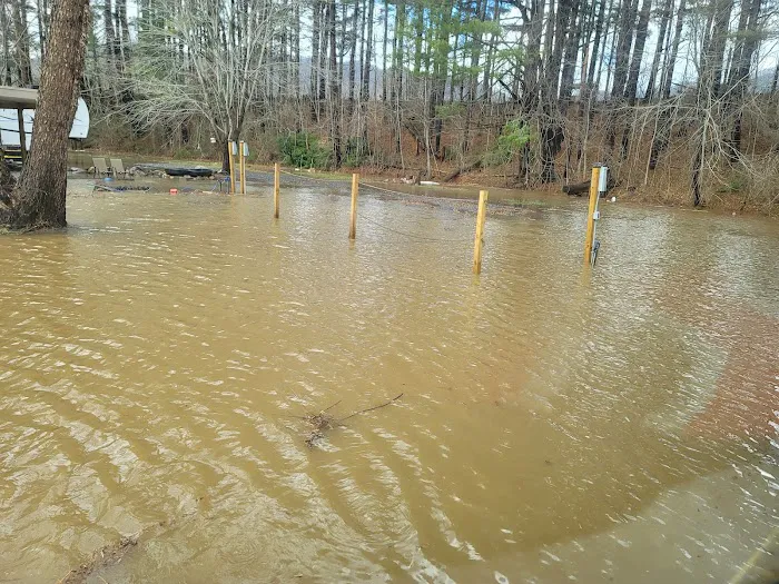 Riverhouse RV Resort 8