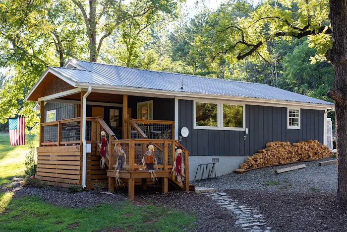 Emberglow Outdoor Resort 3