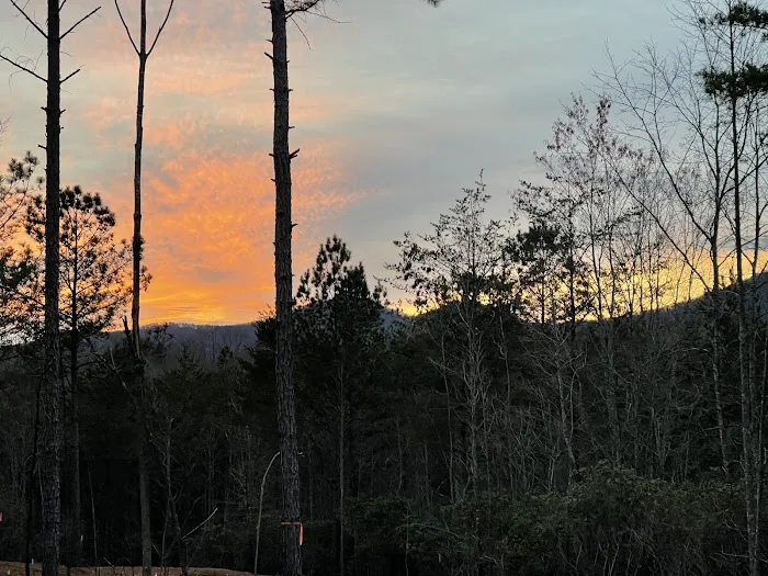 Peek of the Mountains Campground and RV Park 3