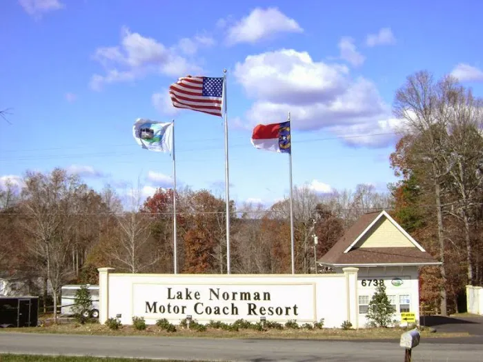 Lake Norman Motor Coach Resort 3
