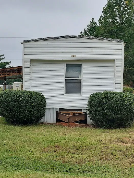 J & J Mobile Home Park 7