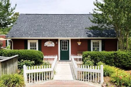 Sycamore Lodge RV Resort & Campgrounds in North Carolina