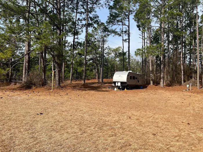 Pinecove RV and Villa Rental 6